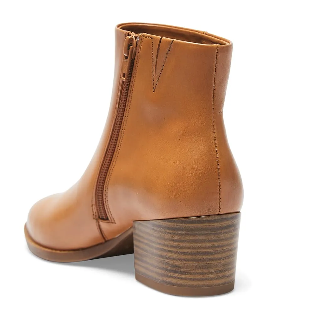 Vera Boot in Tan Leather